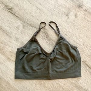 Preowned seamless bralette size S